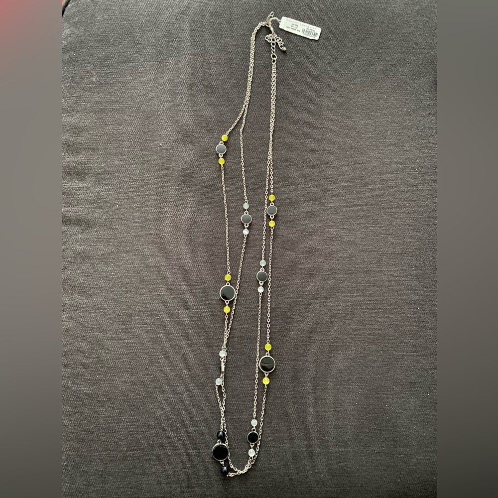 *New with tag* New York & Co. necklace